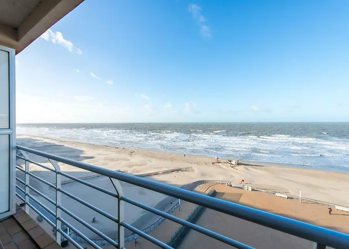 Cosy Studio With Sea View In Ostend